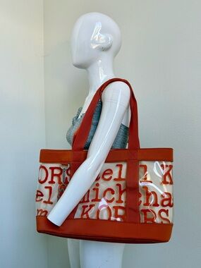 Michael Kors beach bag